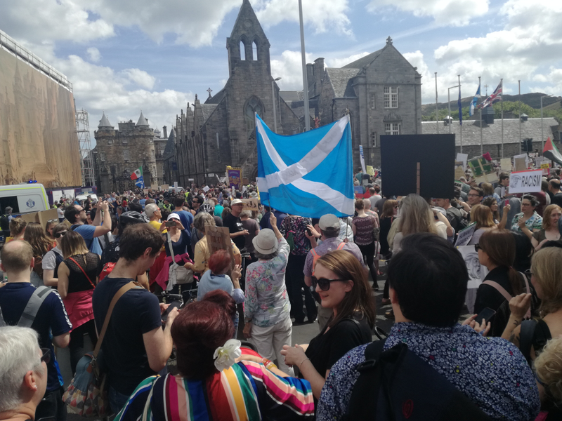 Illustration for article titled Scottish anti-Trump photo dump (long and comprehensive!)